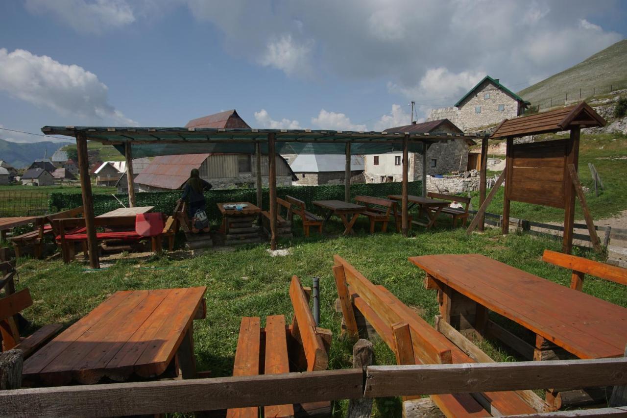 Guesthouse Letnja Basta Gornji Lukomir Exterior photo